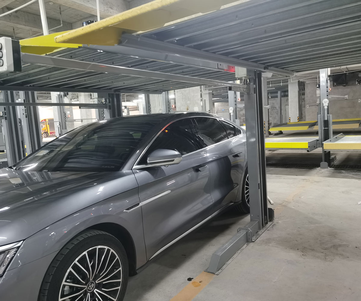 簡(jiǎn)易式立體停車(chē)設(shè)備二手